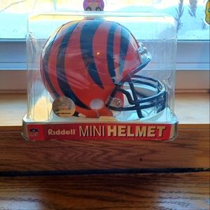 Cincinnati Bengals Mini Riddell Helmet